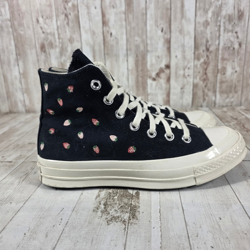 Converse Chuck 70 Hi Strawberry Embroidered Black Sneakers A14944C Womens 7.5